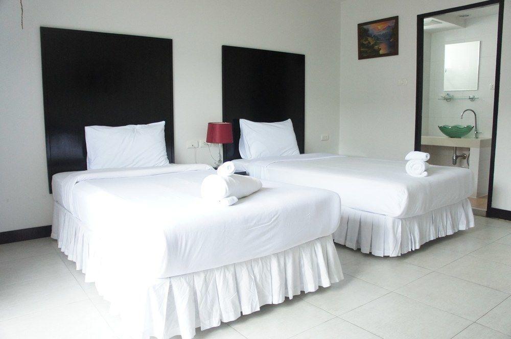 Noble House - 200 Meters Patong Beach Phuket Bagian luar foto