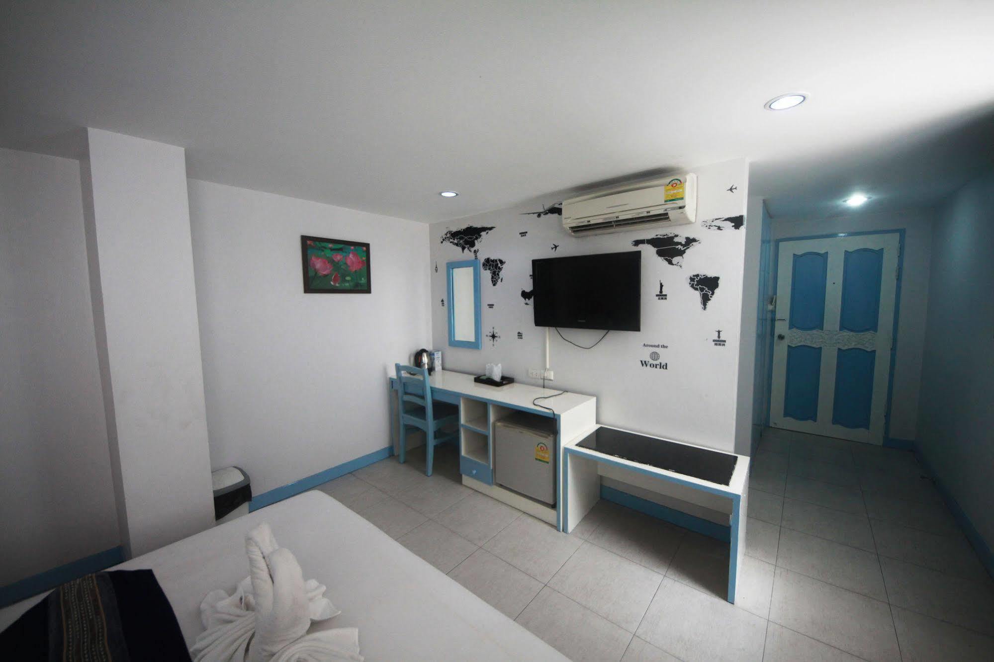 Noble House - 200 Meters Patong Beach Phuket Bagian luar foto